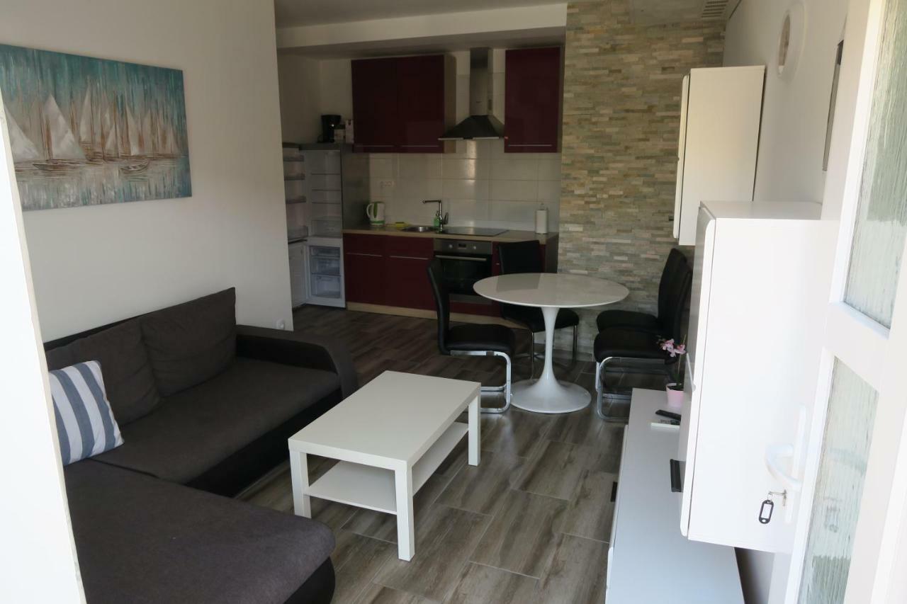 Family Apartment บัชกา ภายนอก รูปภาพ