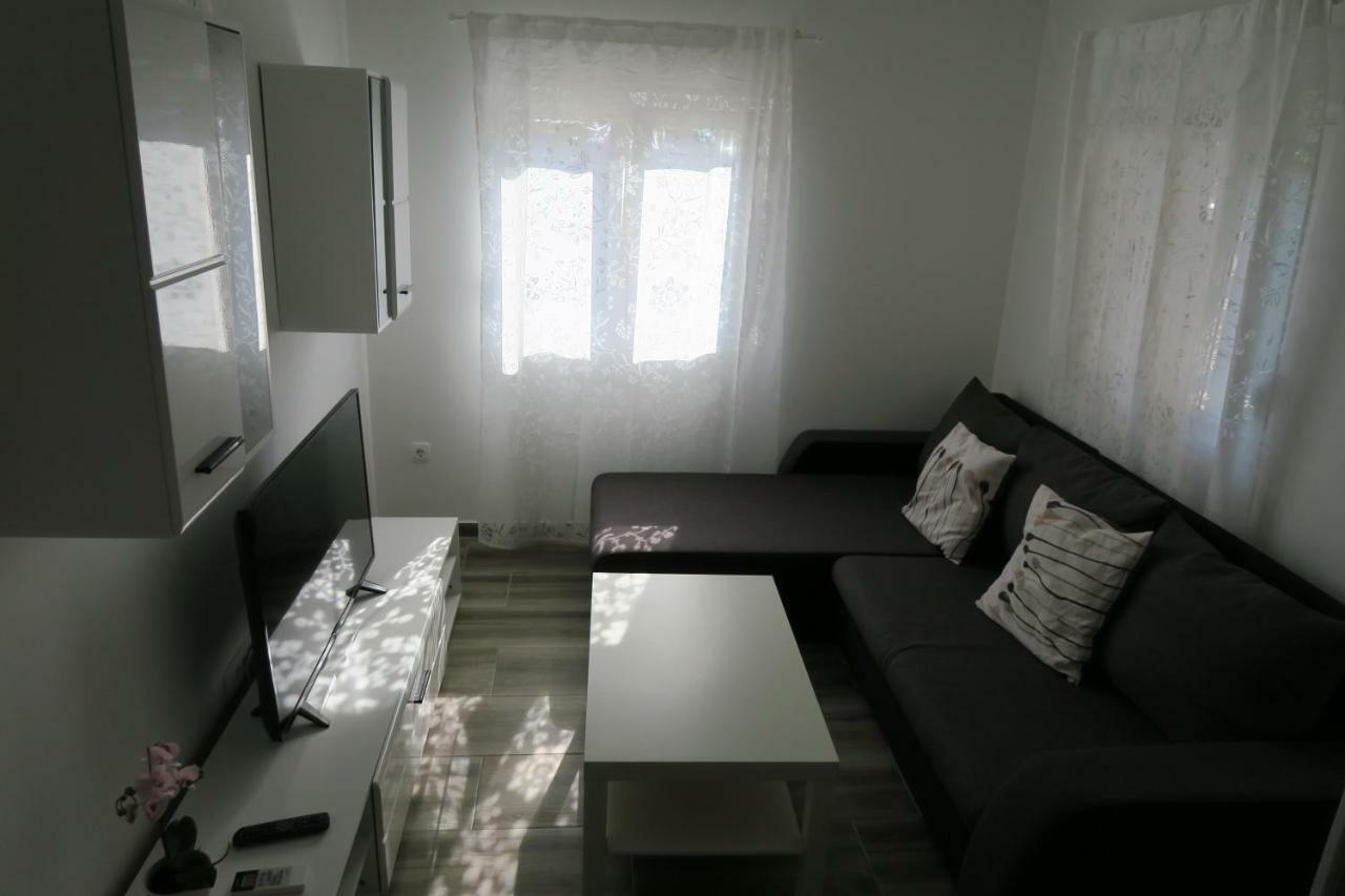 Family Apartment บัชกา ภายนอก รูปภาพ