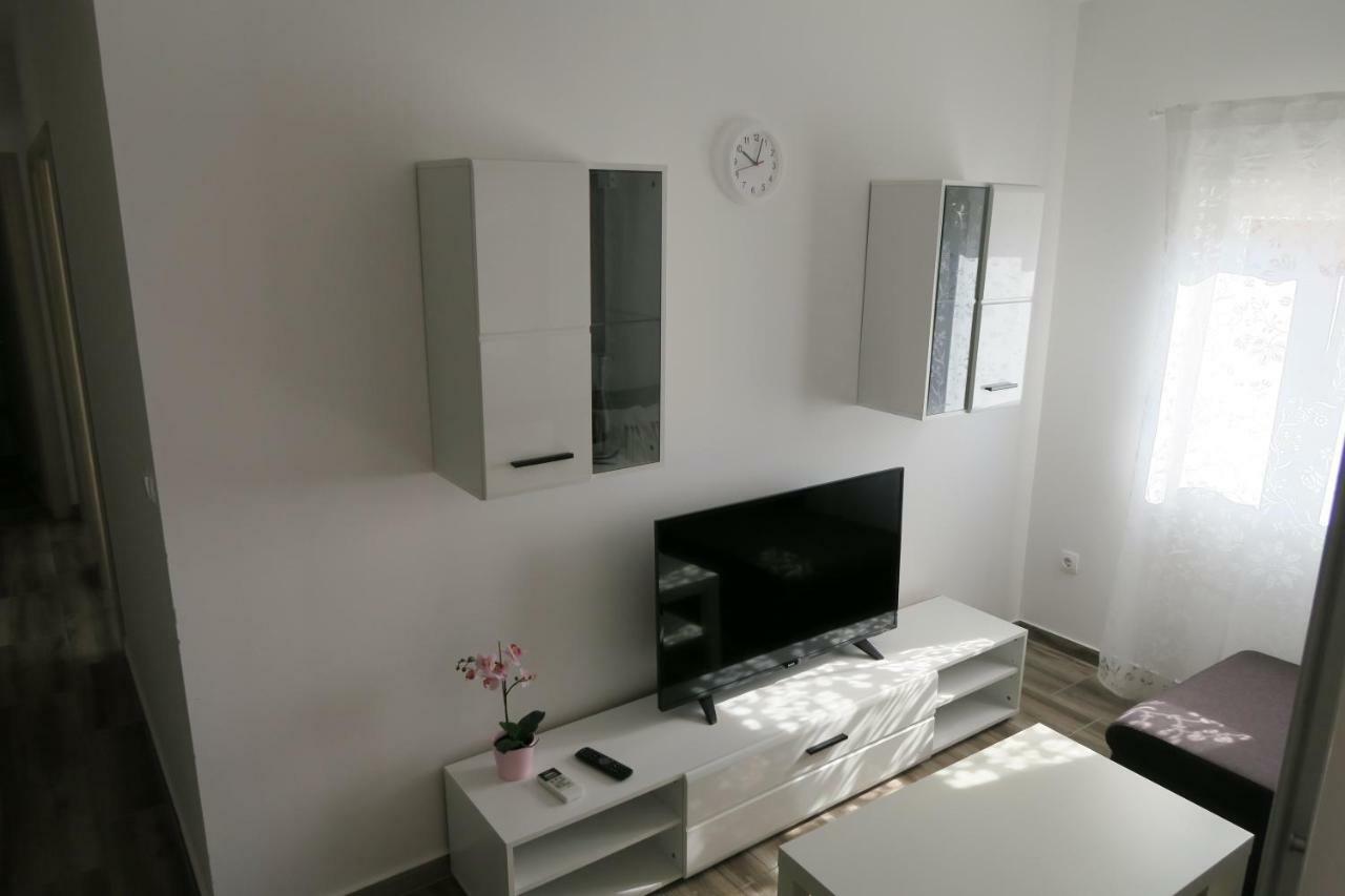 Family Apartment บัชกา ภายนอก รูปภาพ