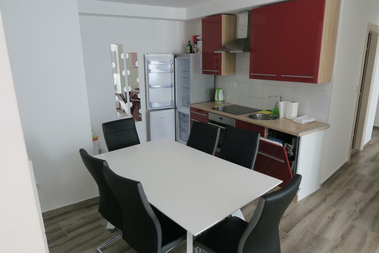 Family Apartment บัชกา ภายนอก รูปภาพ